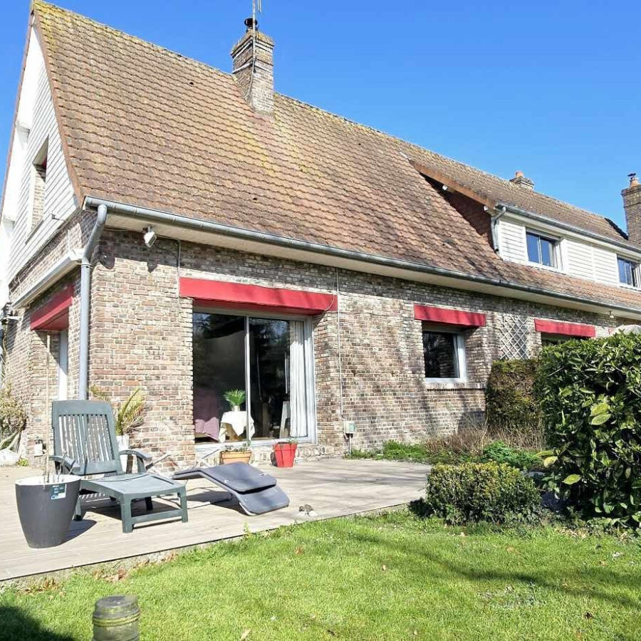 Maison à vendre Saint-Denis-d'Aclon 190.00 m²