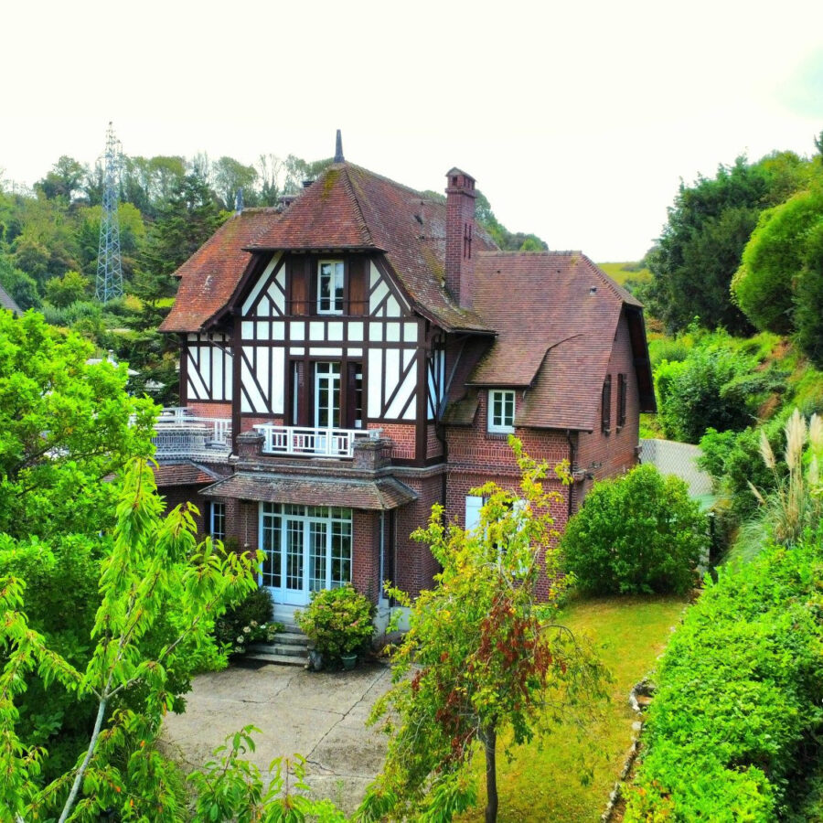 Maison à vendre Rouxmesnil-Bouteilles 308.00 m²