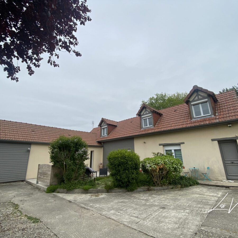Maison à vendre Envermeu 211.12 m²