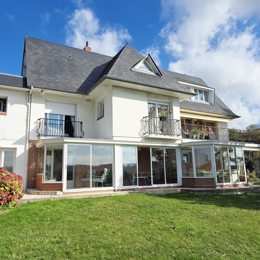 Maison à vendre Martin-Église 185.00 m²